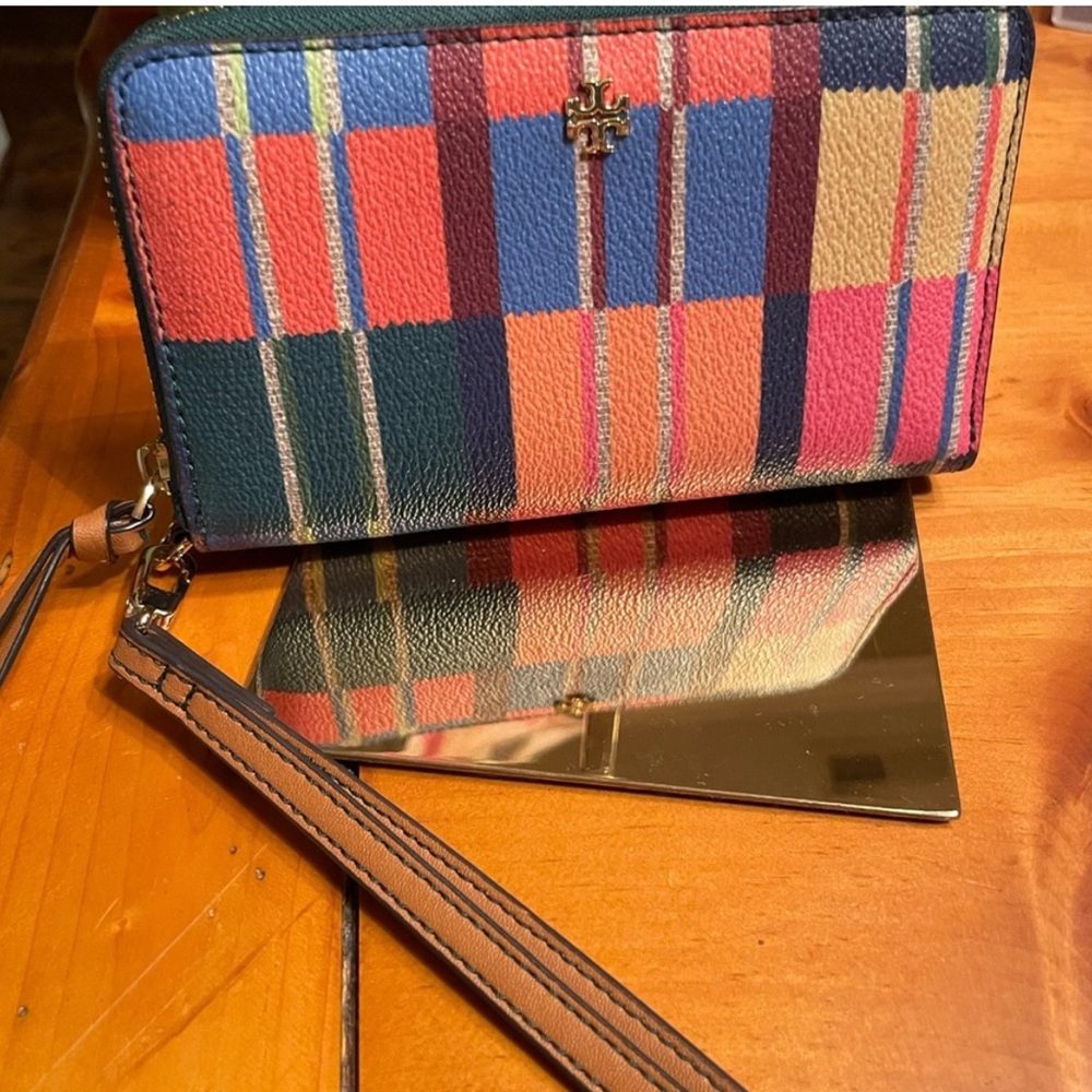 Tory Burch Multicolor Plaid Wallet - Picture 2 of 8